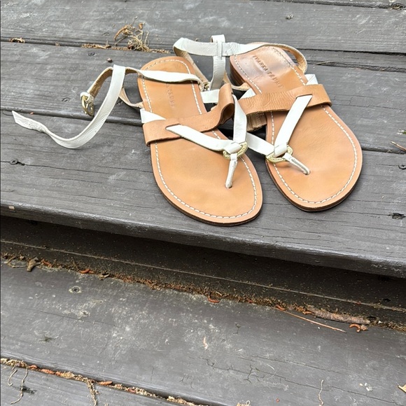 Ivanka Trump tan and white sandals size 9 - Picture 1 of 4